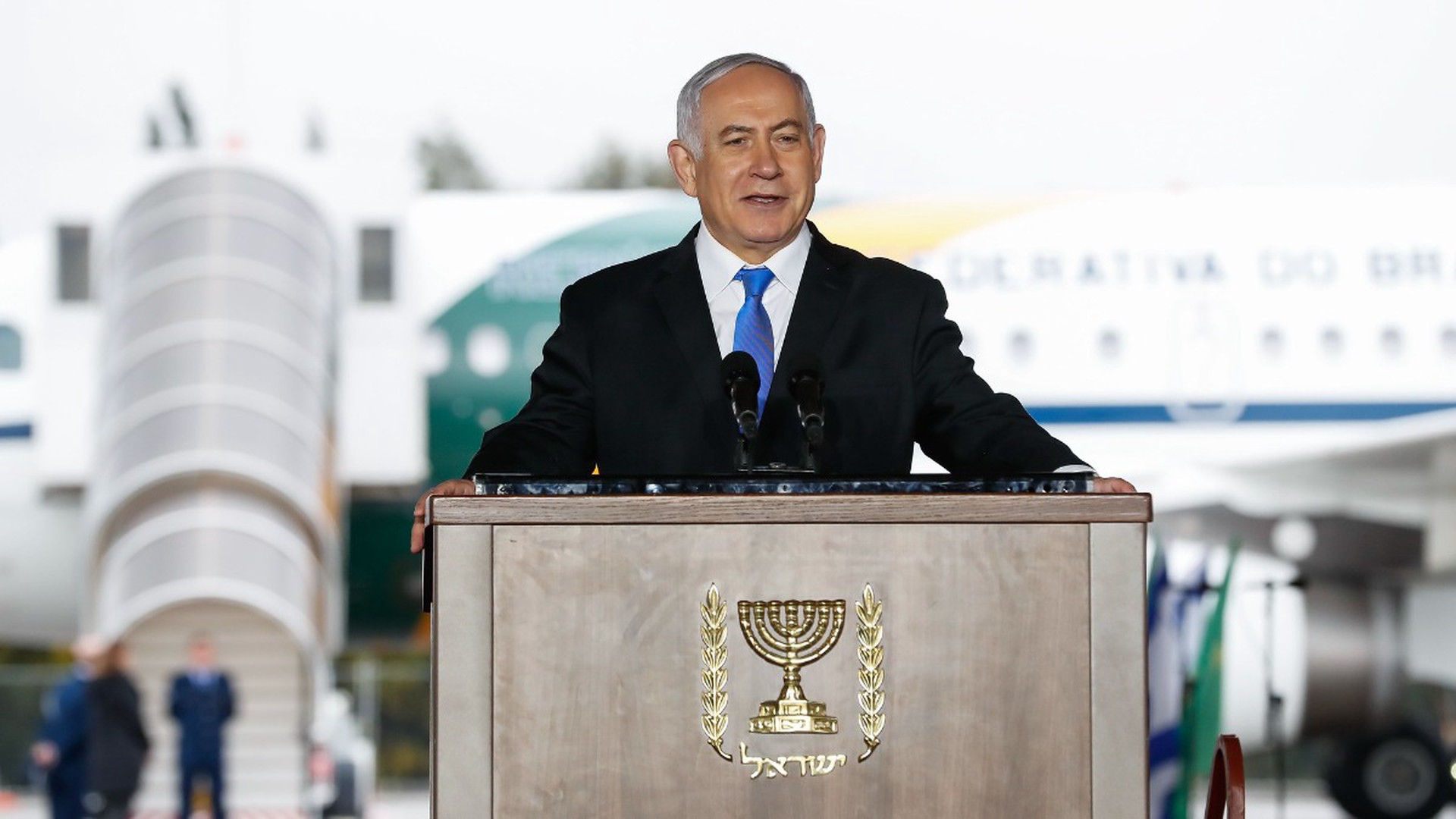 Внешние враки: как Нетаньяху прикрывается Ираном от оппозиции