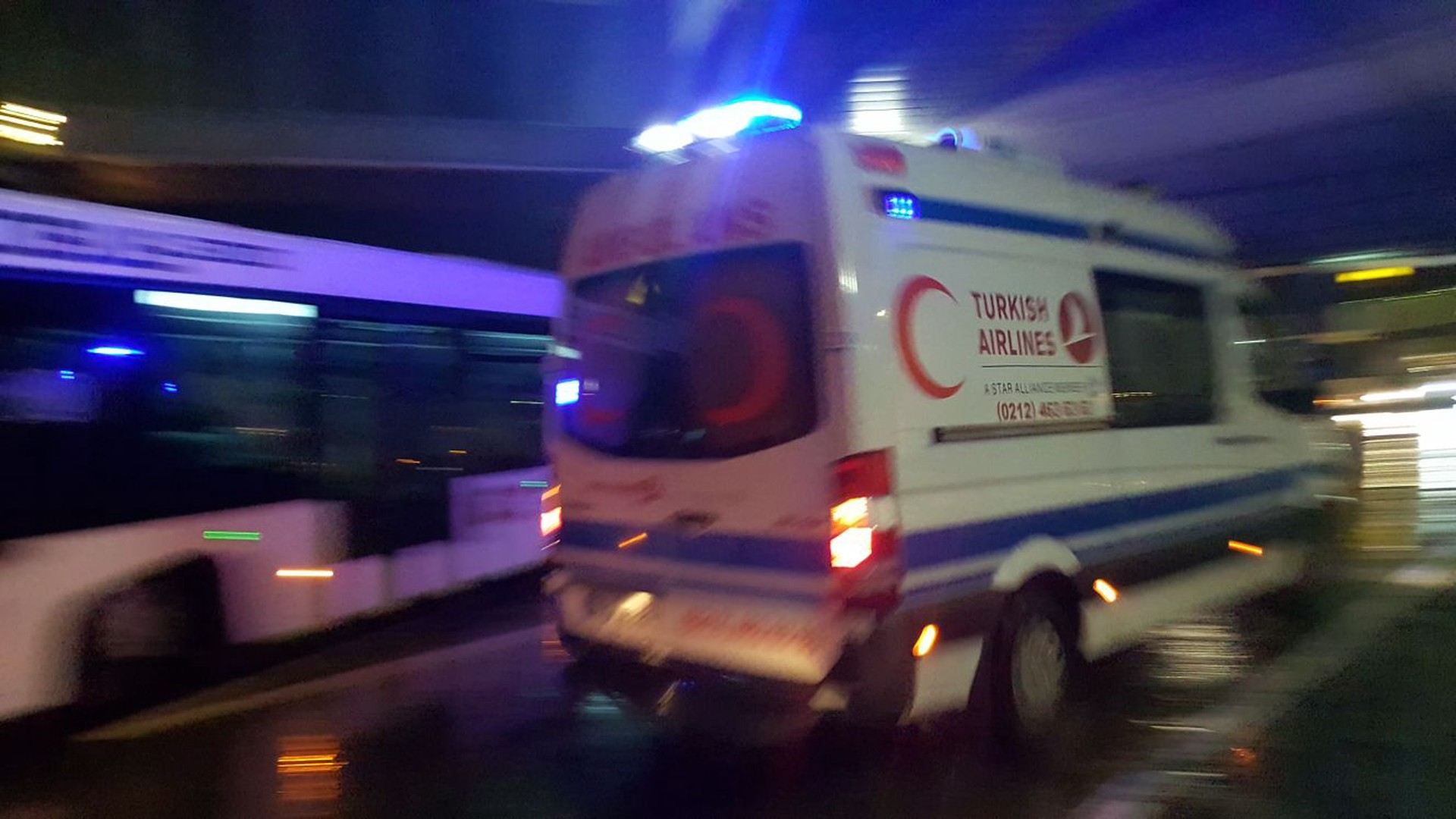 Автобус попал в ДТП в Турции, погибли четверо, пострадали 36 человек