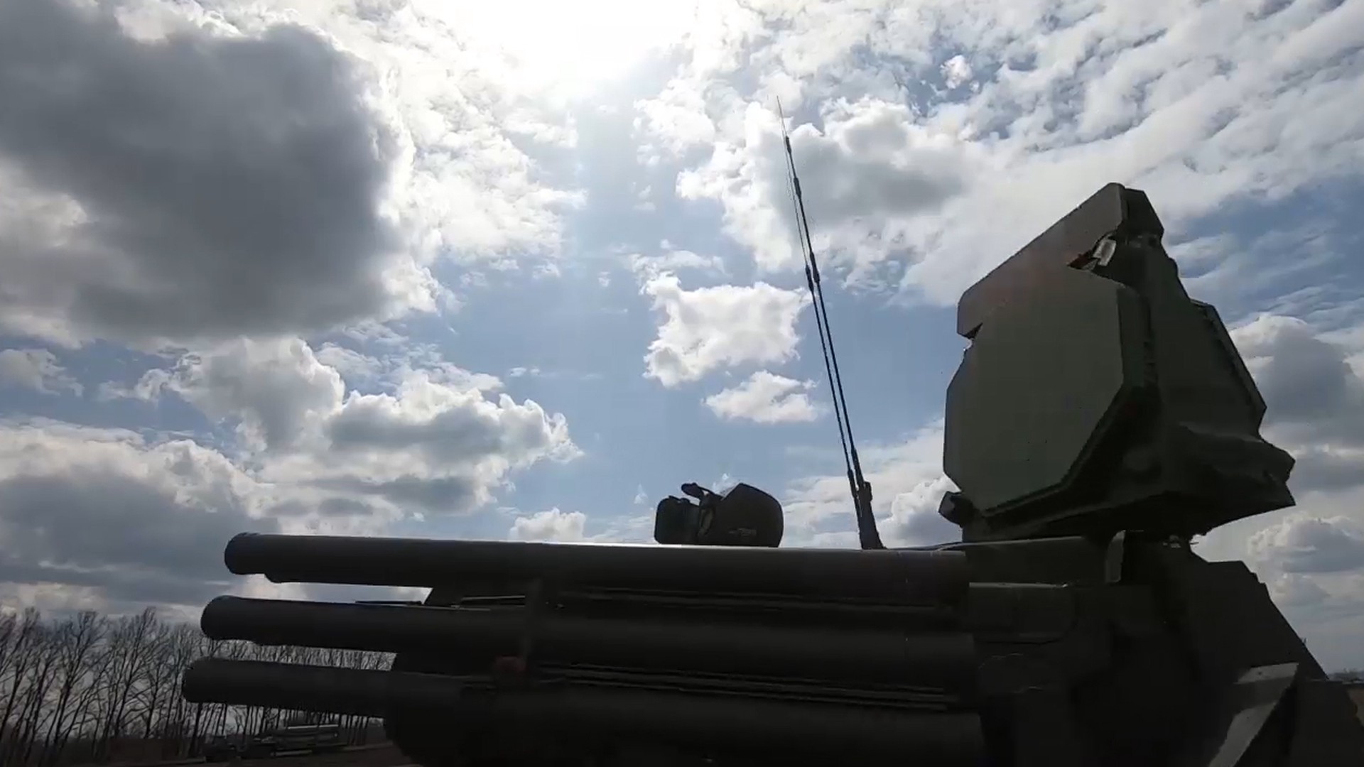 МО РФ: ПВО сбили украинский беспилотник над Белгородской областью