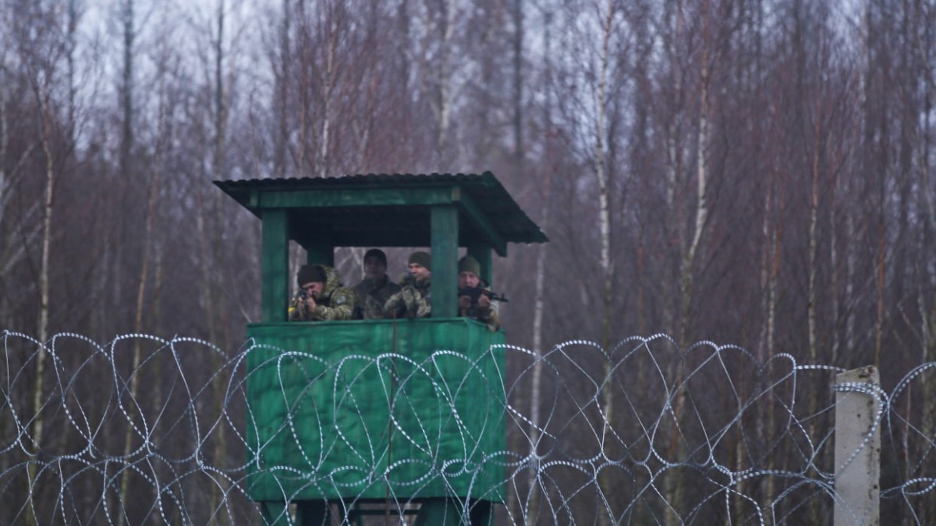 Украинский кабмин запретил свободный въезд в пограничную зону