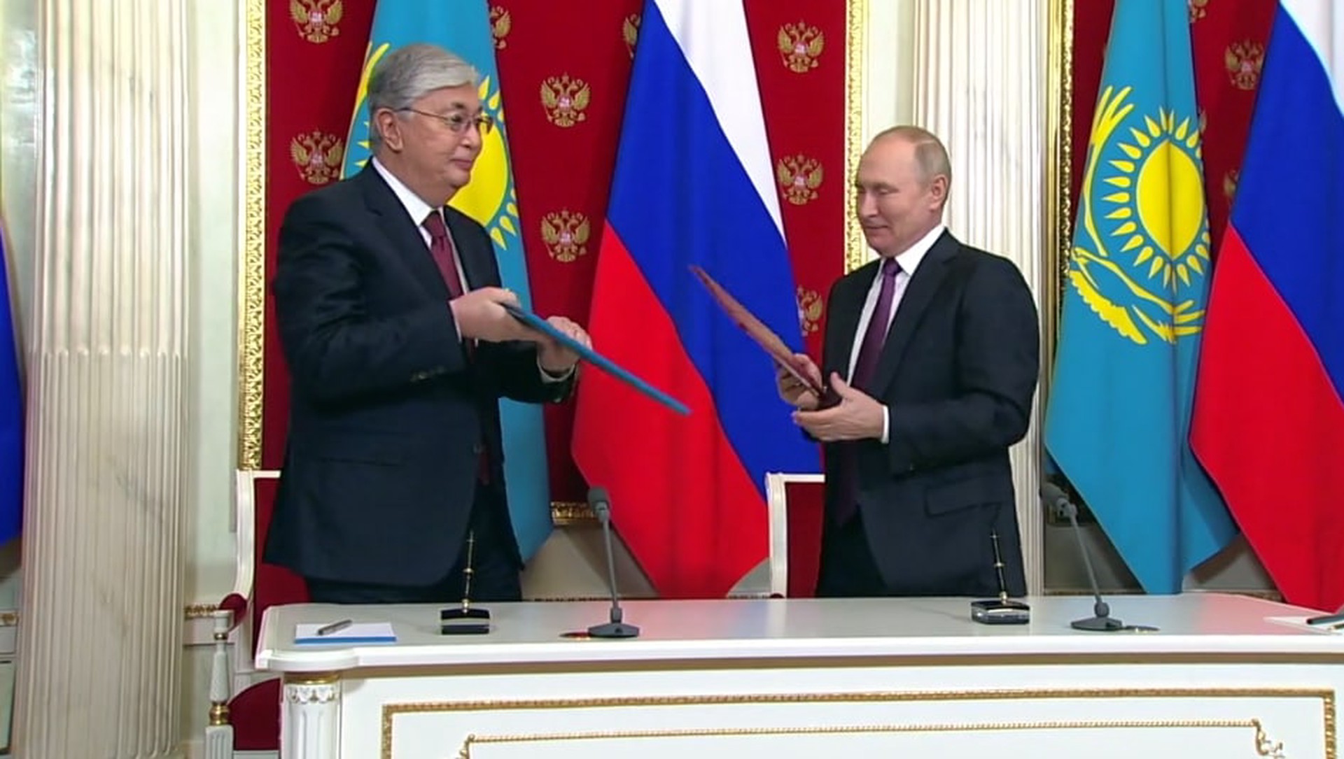 Путин и Токаев обсудили создание «тройственного газового союза»