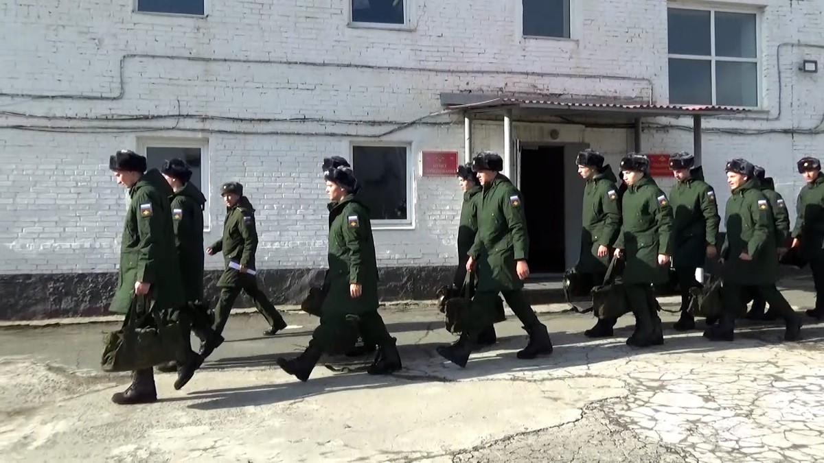 Военком Фотин заявил о возвращении к двухлетнему сроку службы по призыву в 2023 году