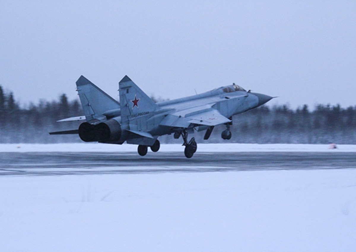В Приморье разбился истребитель МиГ-31