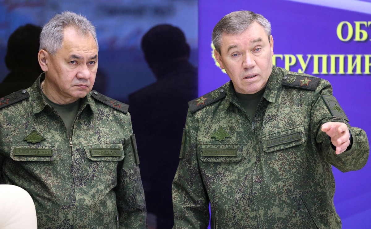 Досудебная палата МУС выдала ордера на «арест» Шойгу и Герасимова из-за Украины
