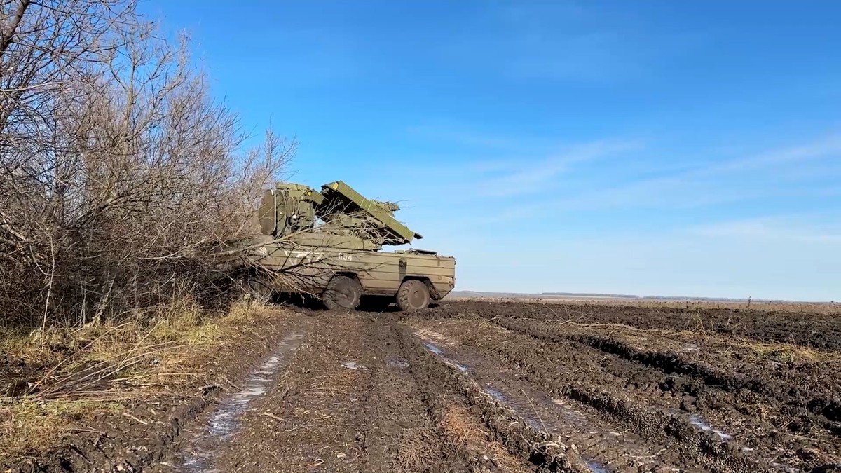 Гладков: На подлёте к Белгороду сбили четыре воздушные цели