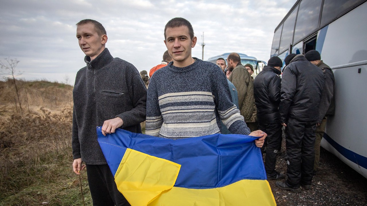Не служил – мужик: почему украинцы отказываются воевать