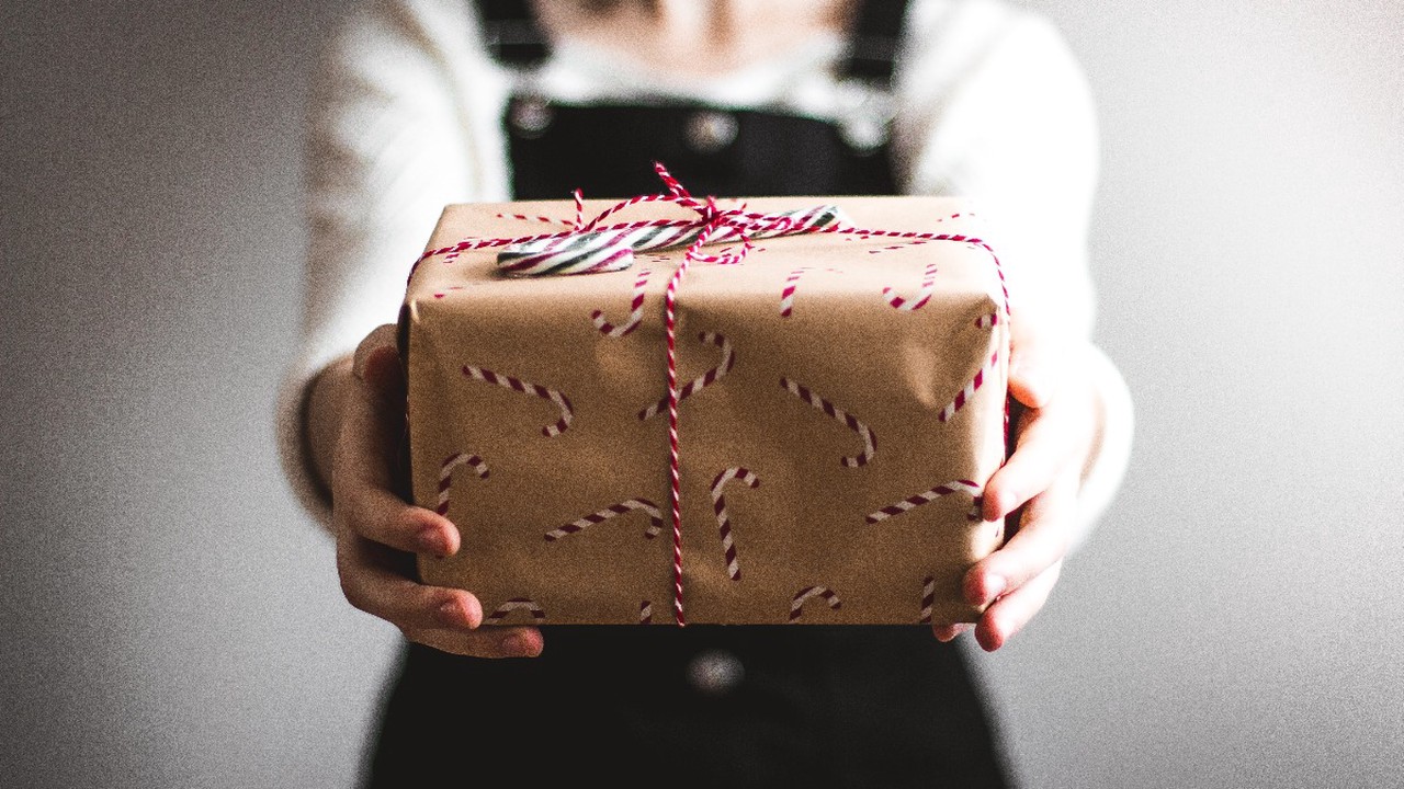 Как в СССР создавали новогоднее волшебство: от самодельных игрушек до «Карнавальной ночи»