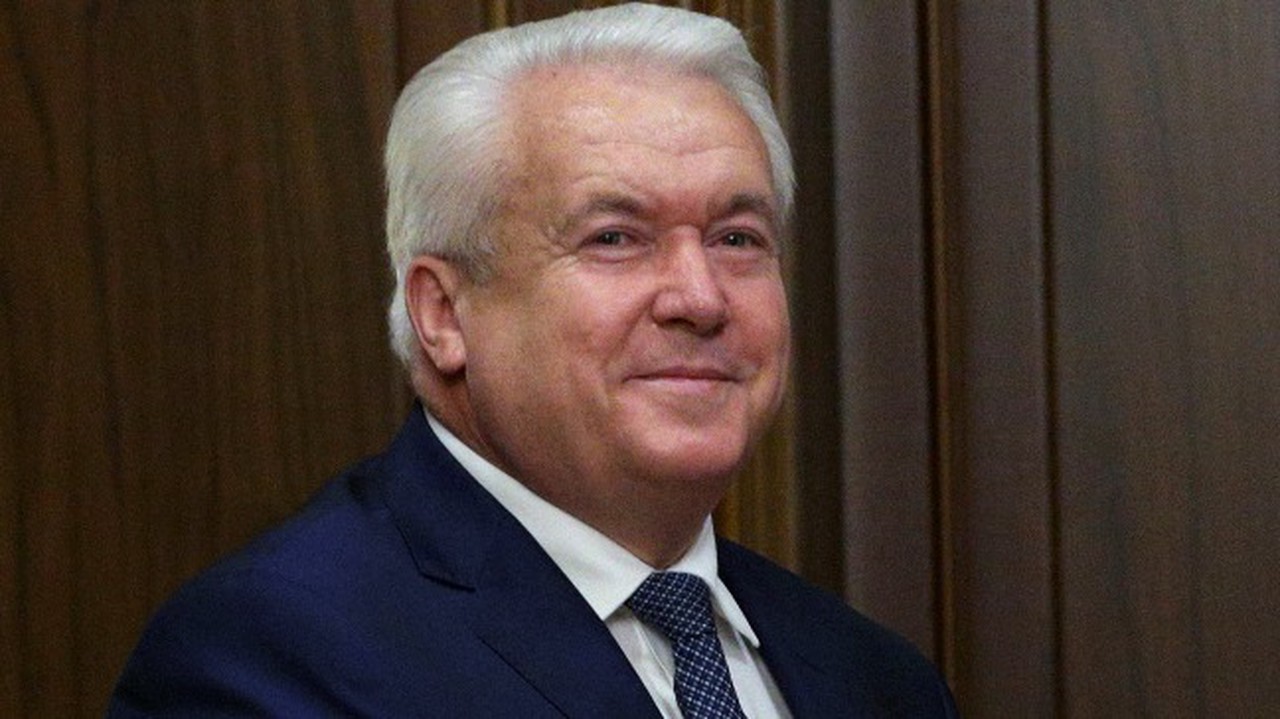Саммит без мира: зачем Украина придумала очередной инфоповод
