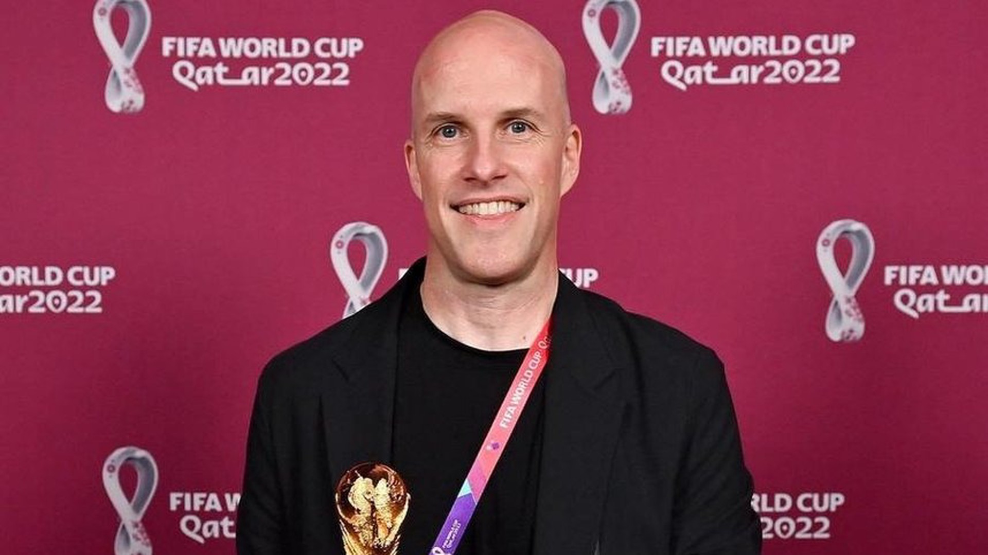 Американский журналист умер во время освещения матча чемпионата мира в Катаре