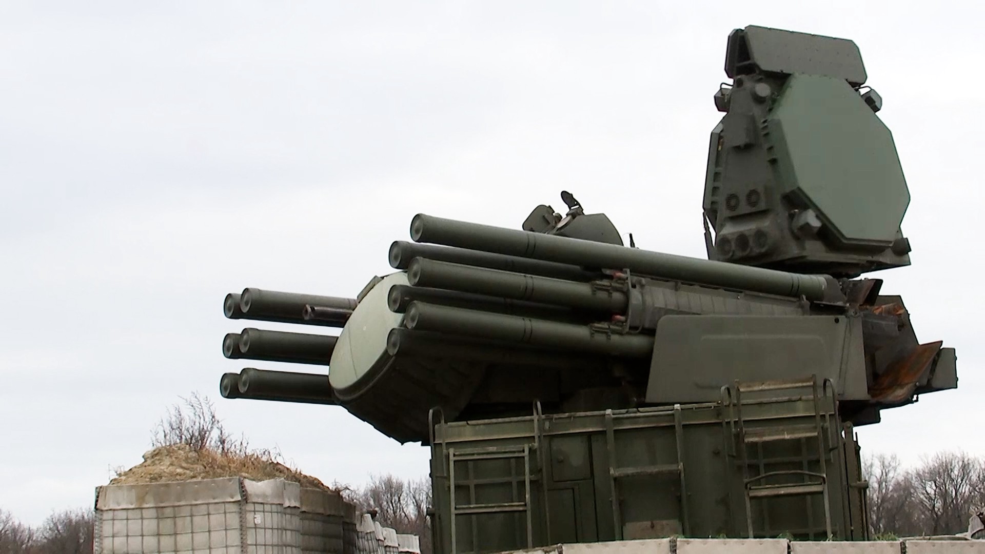 Гладков: В Белгородской области сработала система ПВО 