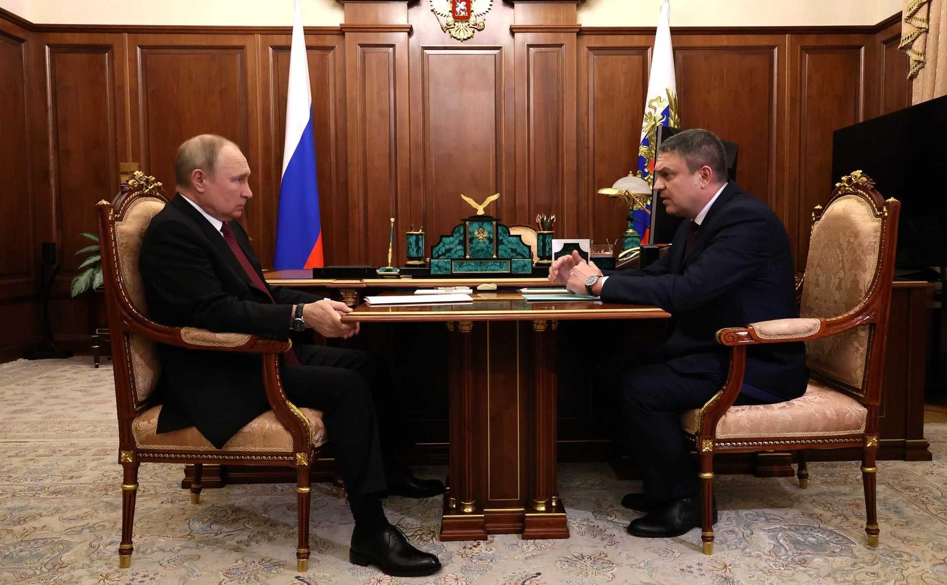 Путин встретился с врио главы ЛНР Леонидом Пасечником