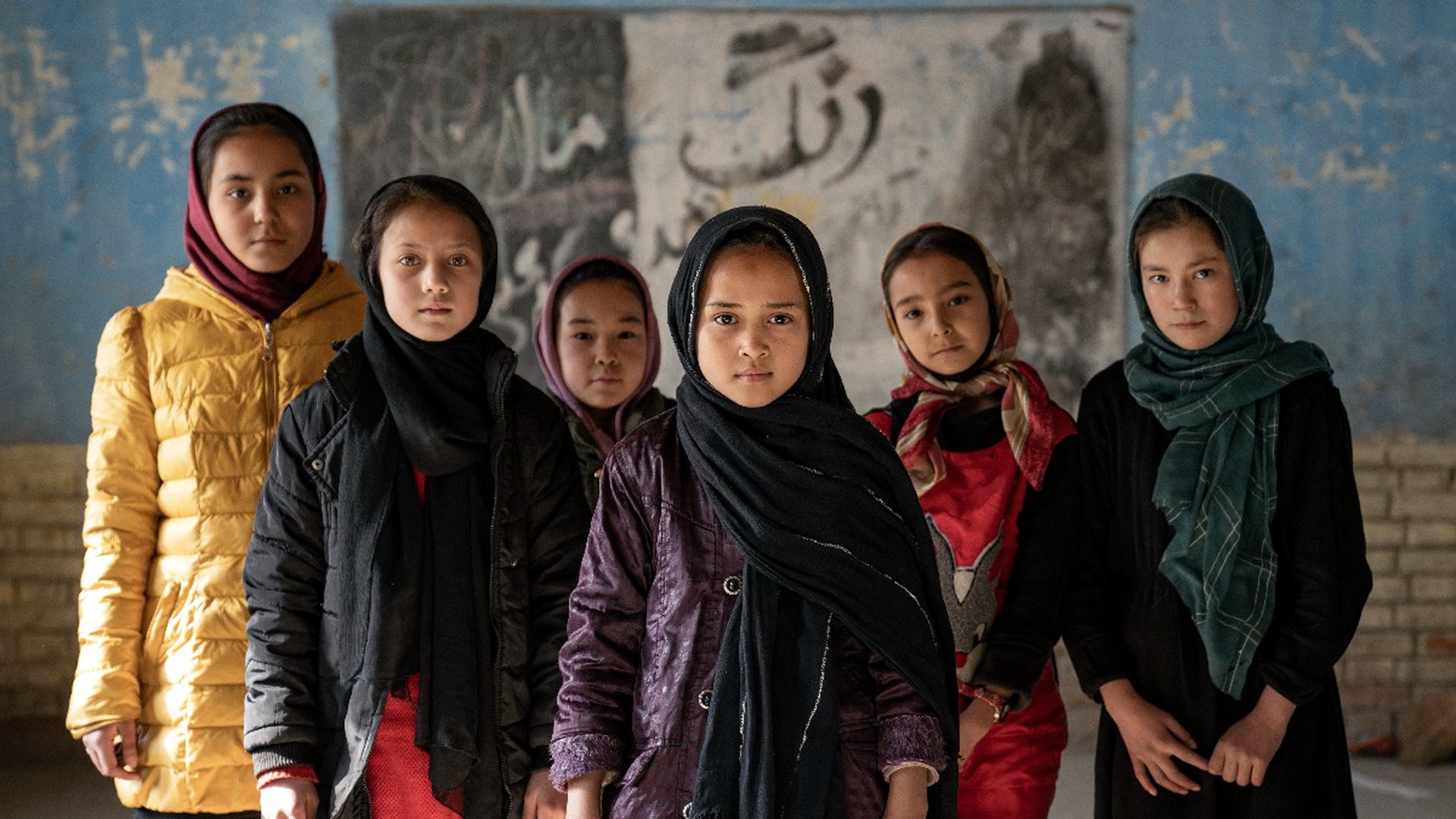 В Афганистане девушкам запретили получать высшее образование: кто виноват?