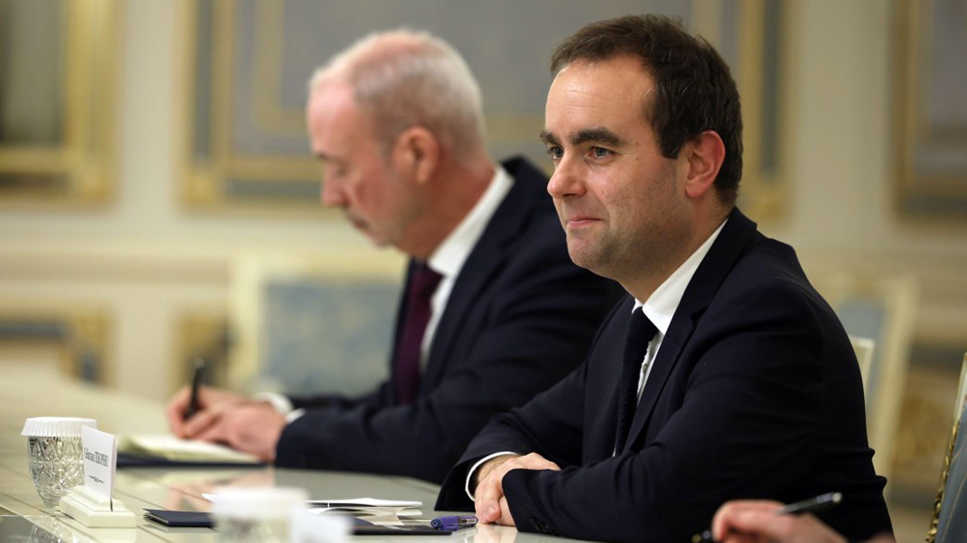Министр обороны Франции заявил, что не имеет данных о связи теракта в «Крокусе» с Украиной 