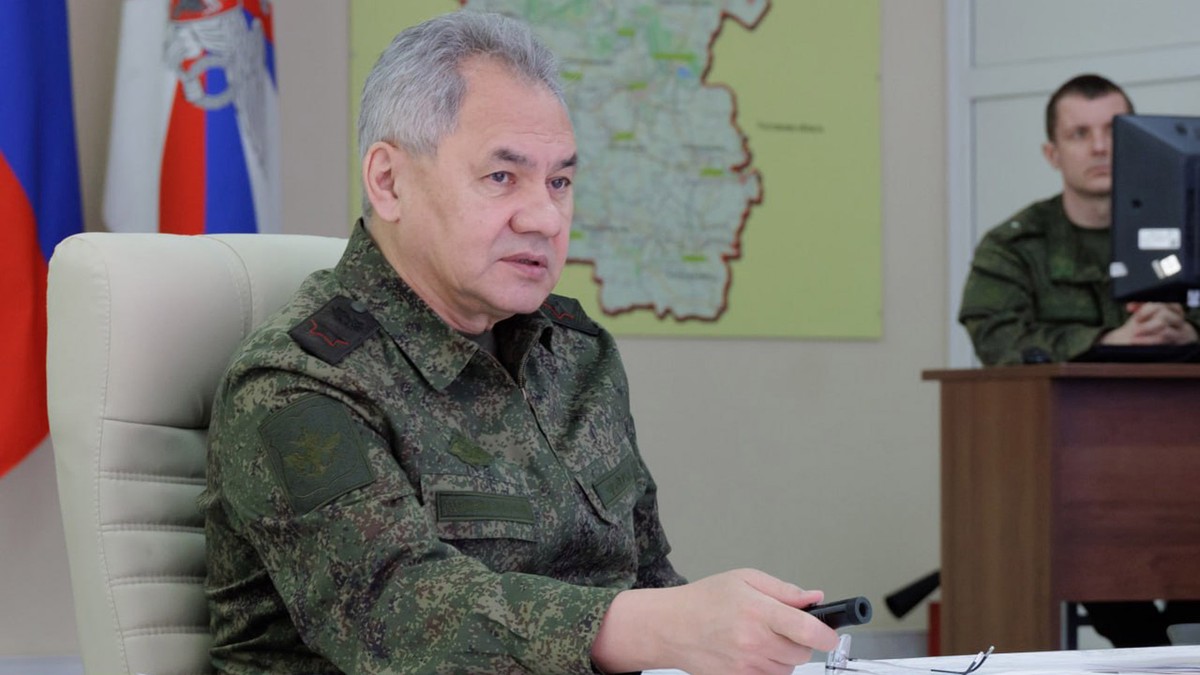 МО: Шойгу проверил на полигонах ЮВО организацию боевой подготовки военнослужащих-контрактников
