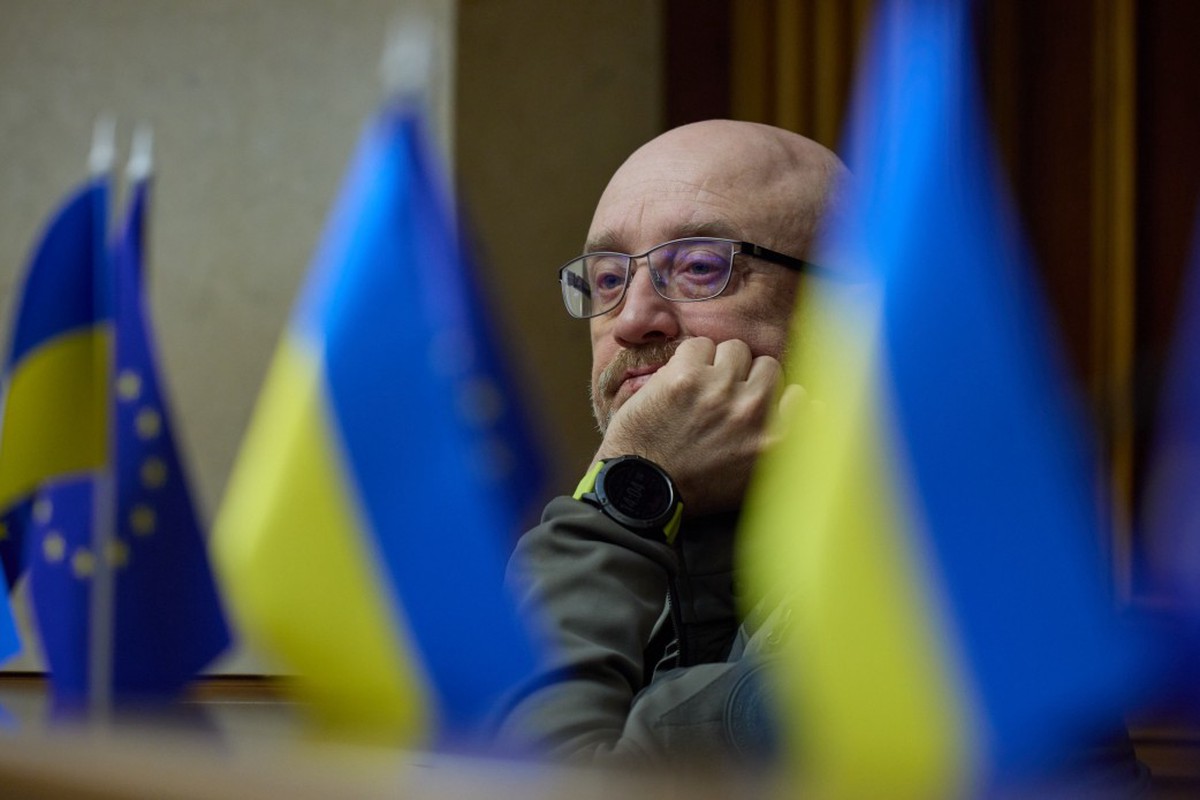 Министр обороны Китая встретился с украинским коллегой Резниковым 