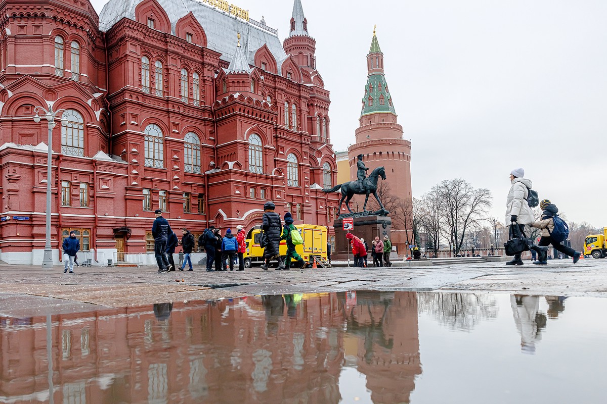 Синоптик рассказала, что аномальное тепло в Москве продлится до старого Нового года 