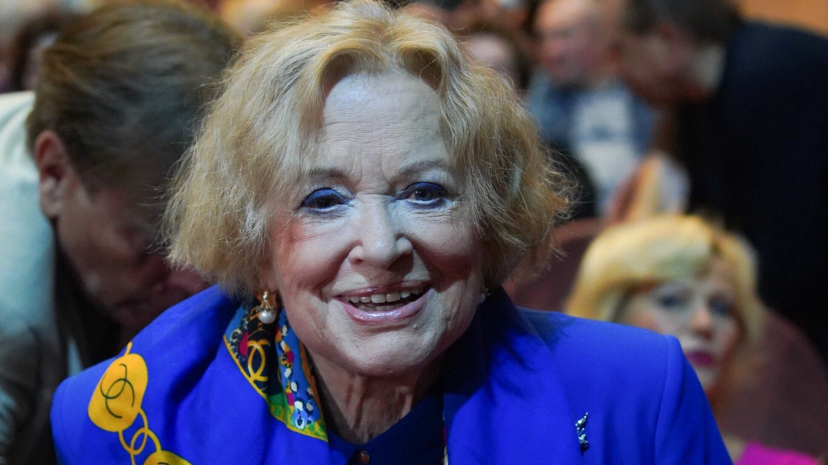 Актриса Талызина рассказала, что у неё выявлен бронхит