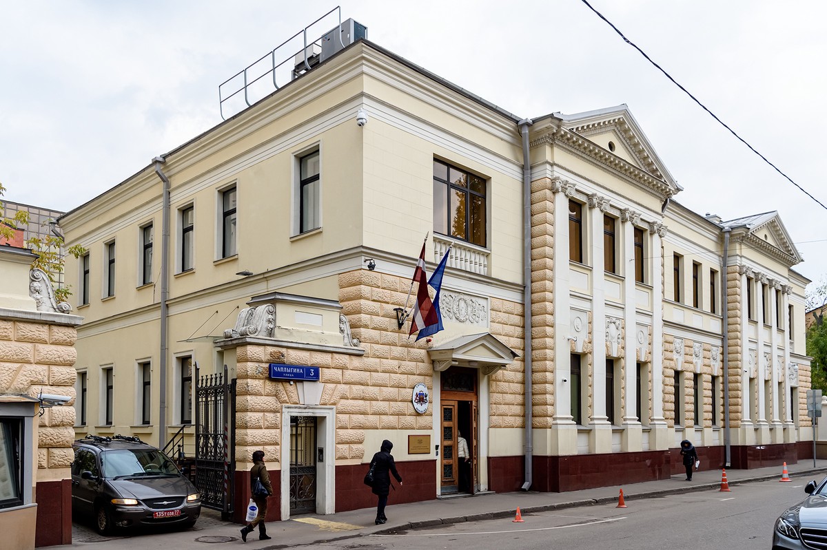 Россия уведомила Латвию об ответных мерах из-за конфискации «Дома Москвы» в Риге