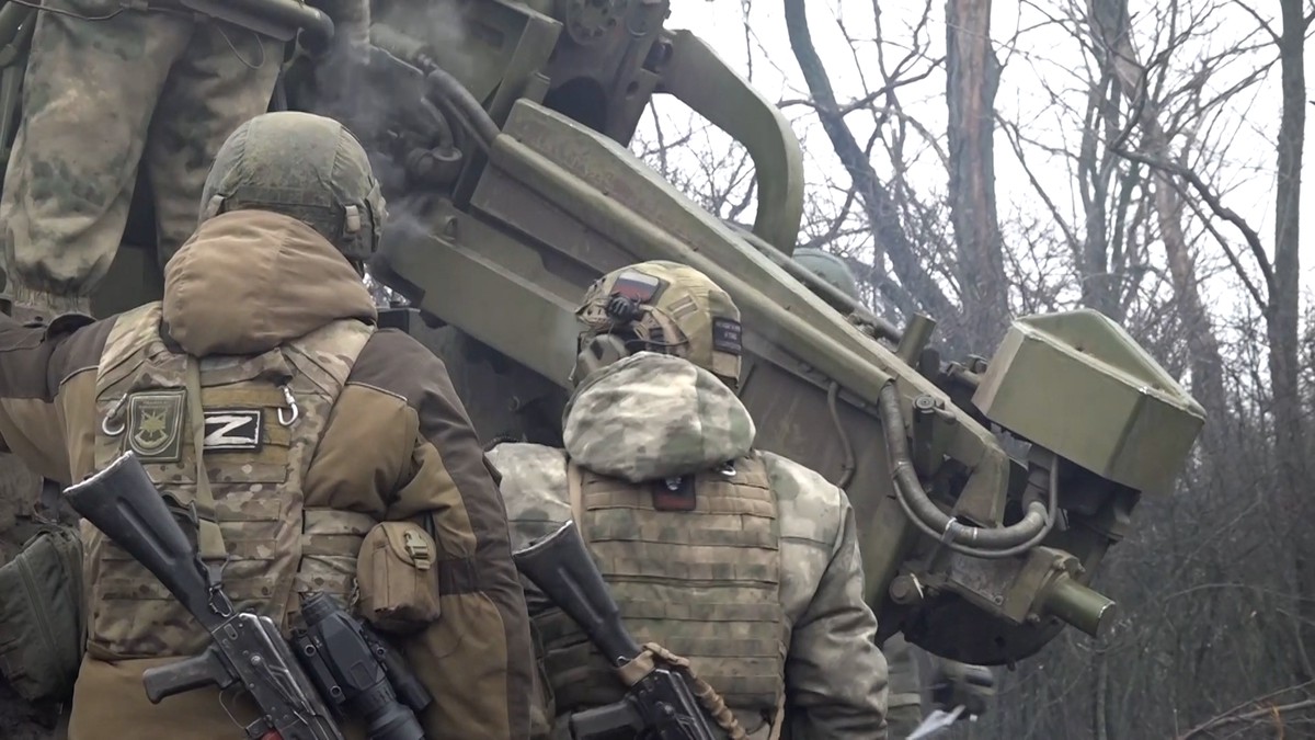 Минобороны: ВС России уничтожили 90 военных ВСУ и четыре склада боеприпасов на Донецком направлении
