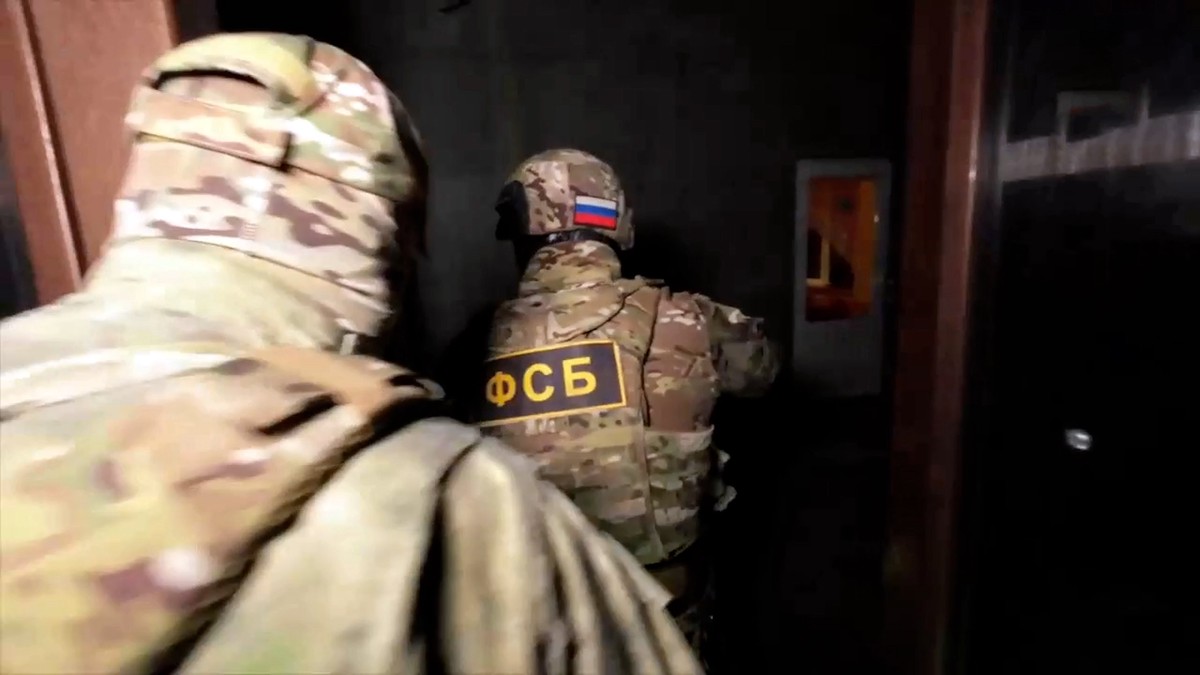 ФСБ задержала завербованного СБУ бывшего военного лётчика