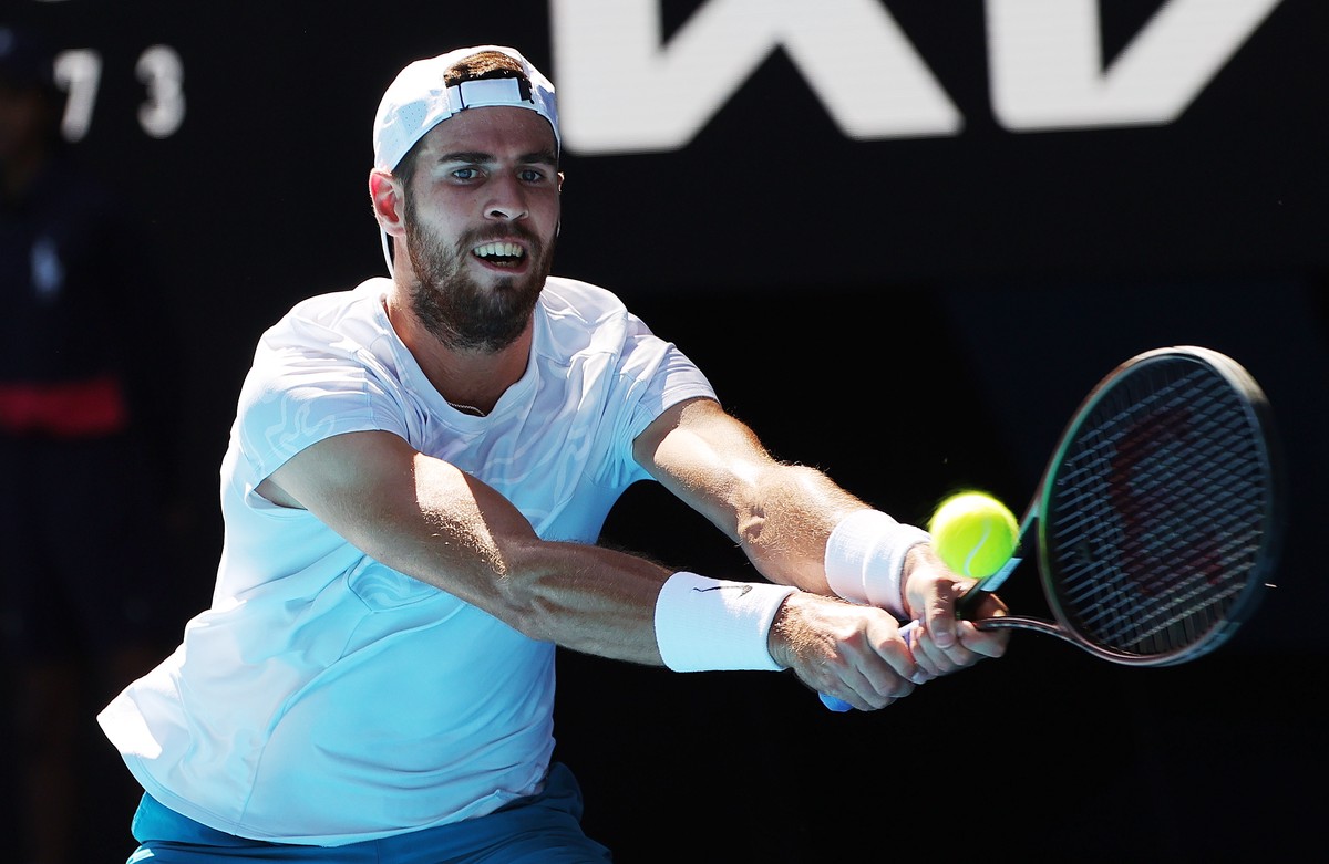 Хачанов не смог выйти в финал Australian Open