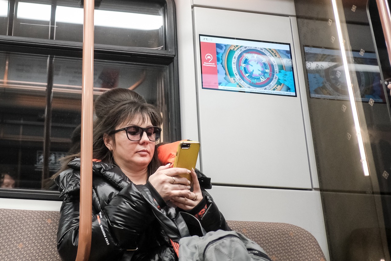 Жители России стали чаще пользоваться очками или линзами
