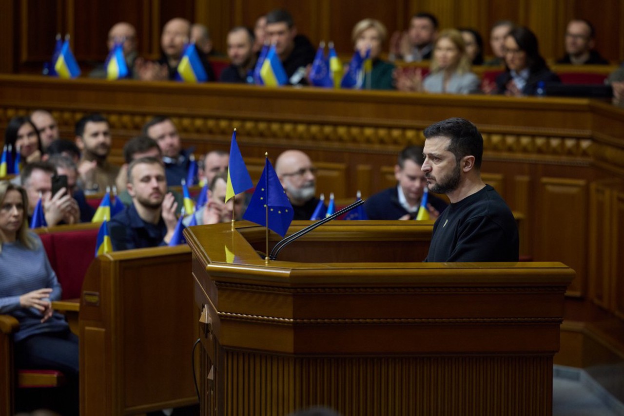 Журналист Боуз: Зеленский теряет контроль над властью
