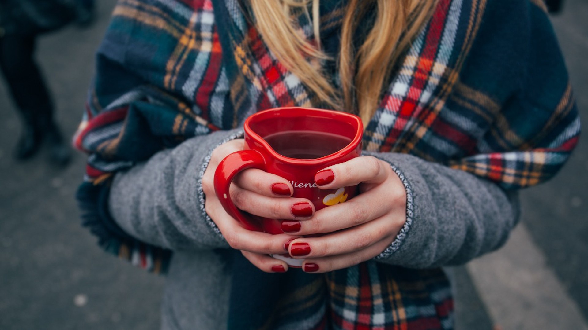 Не только вкусно, но и полезно: врач раскрыла секрет идеального глинтвейна