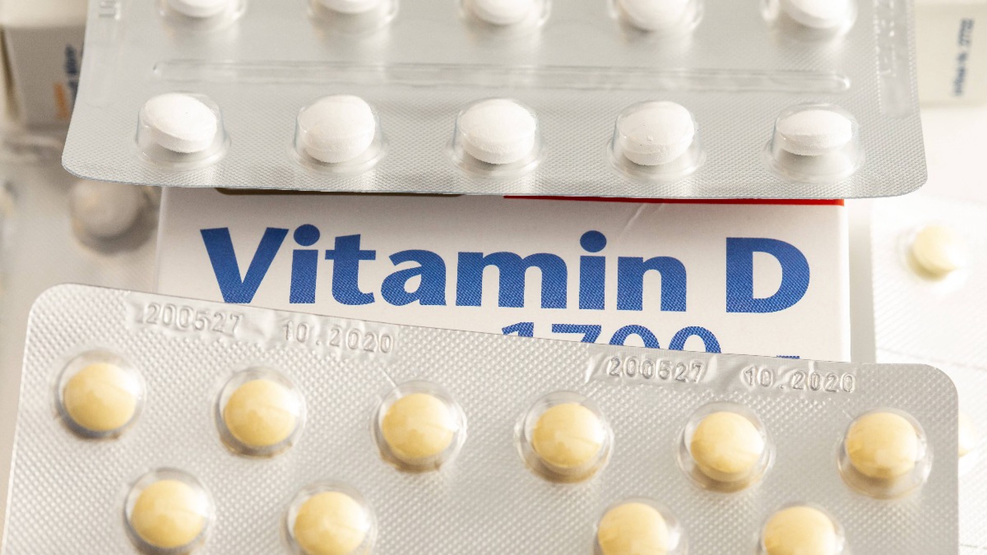 Как принимать витамин D в зимнее время и какую его форму выбрать