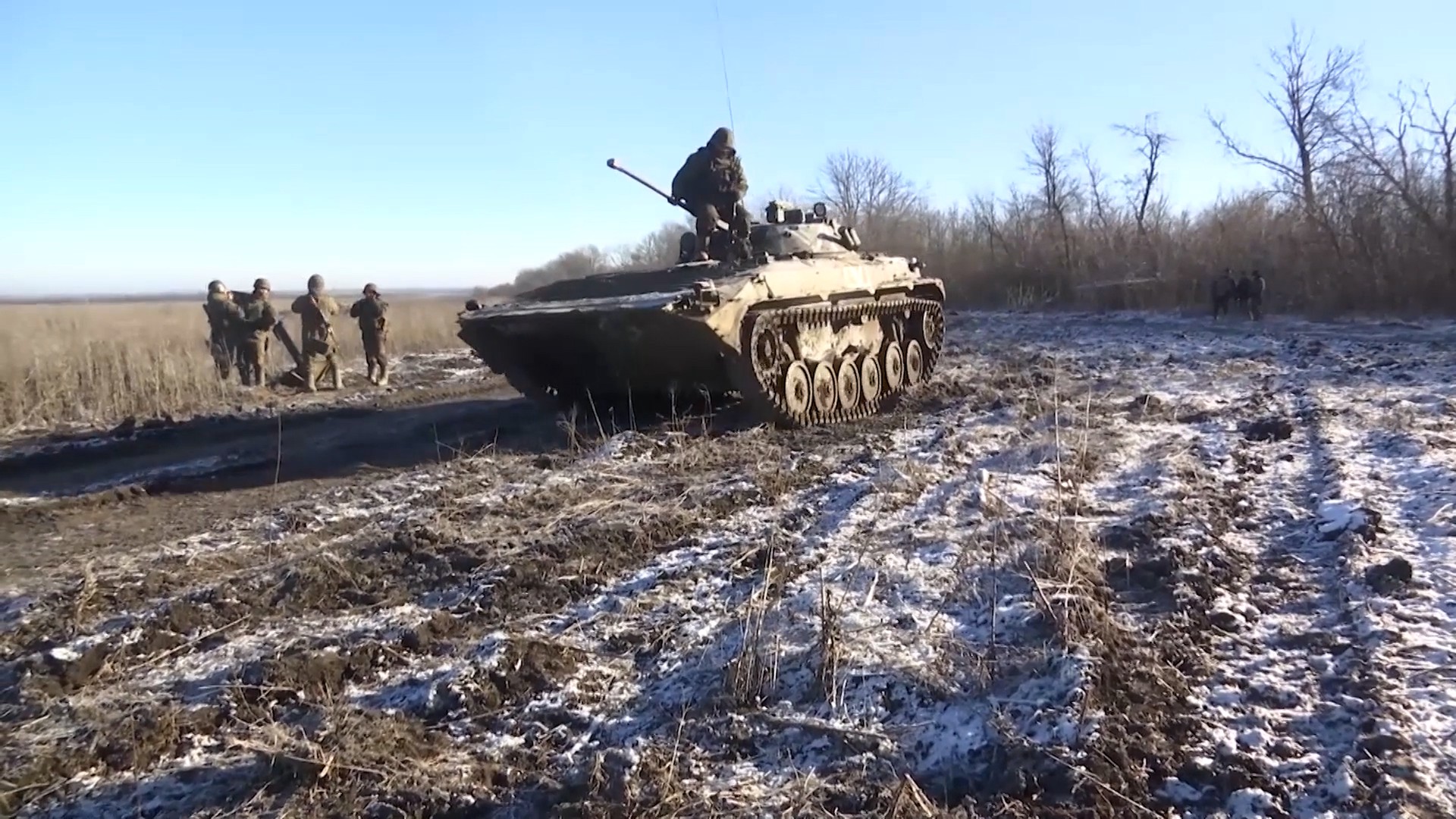 Минобороны: ВС России заняли новые рубежи на Донецком направлении