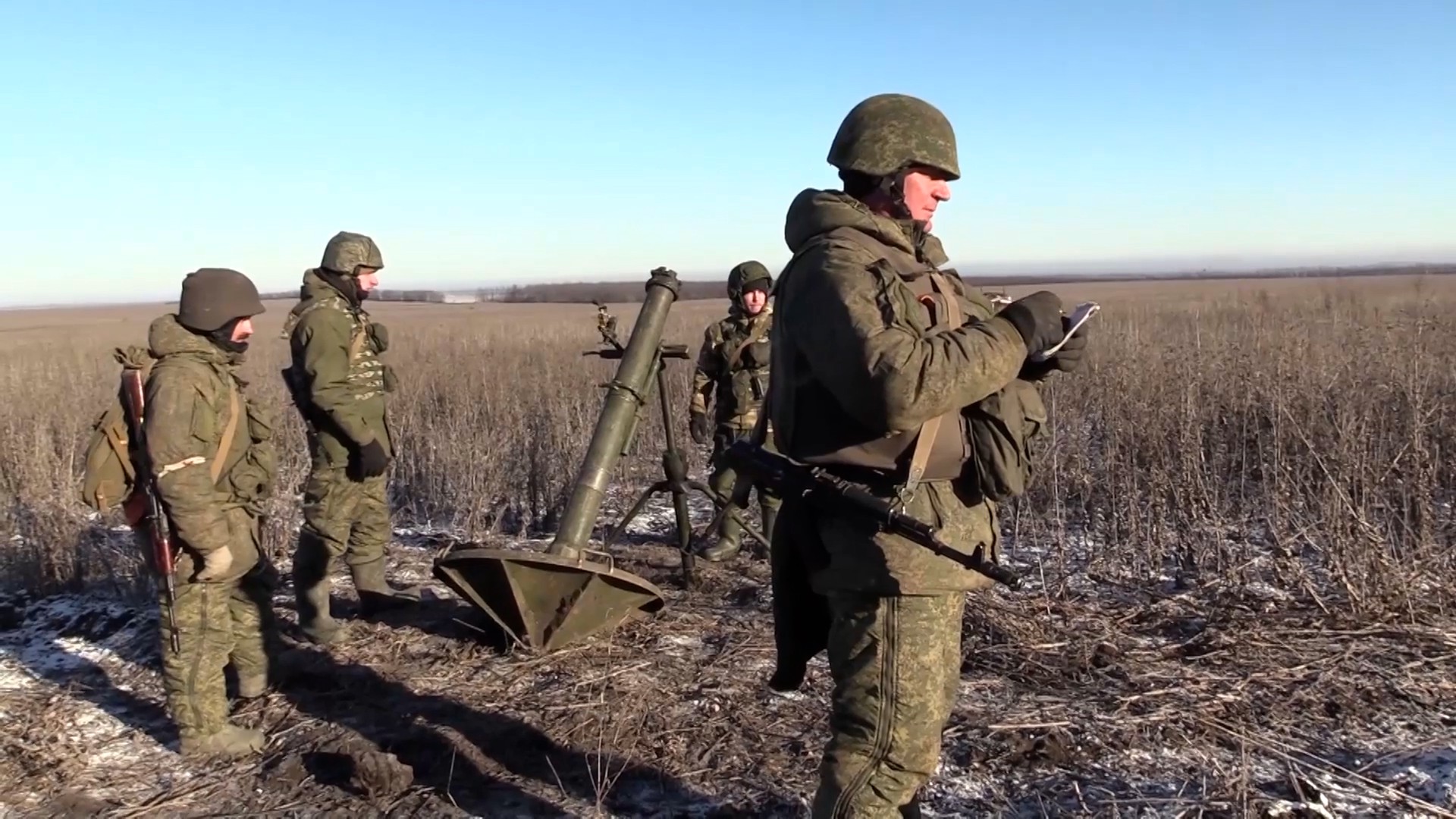Минобороны: ВС России за сутки поразили 63 украинских артиллерийских подразделения 