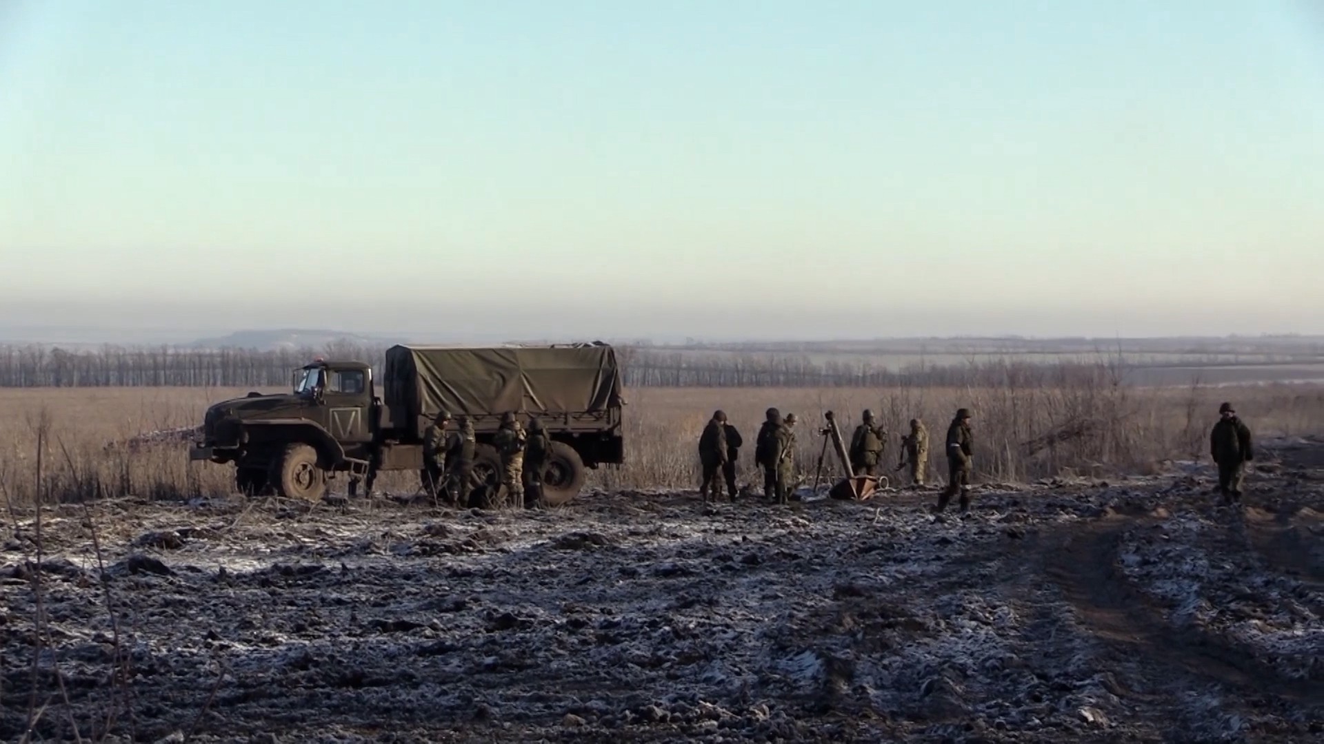 Пушилин сообщил, что российские военные продвигаются по всей линии боевого соприкосновения в ДНР