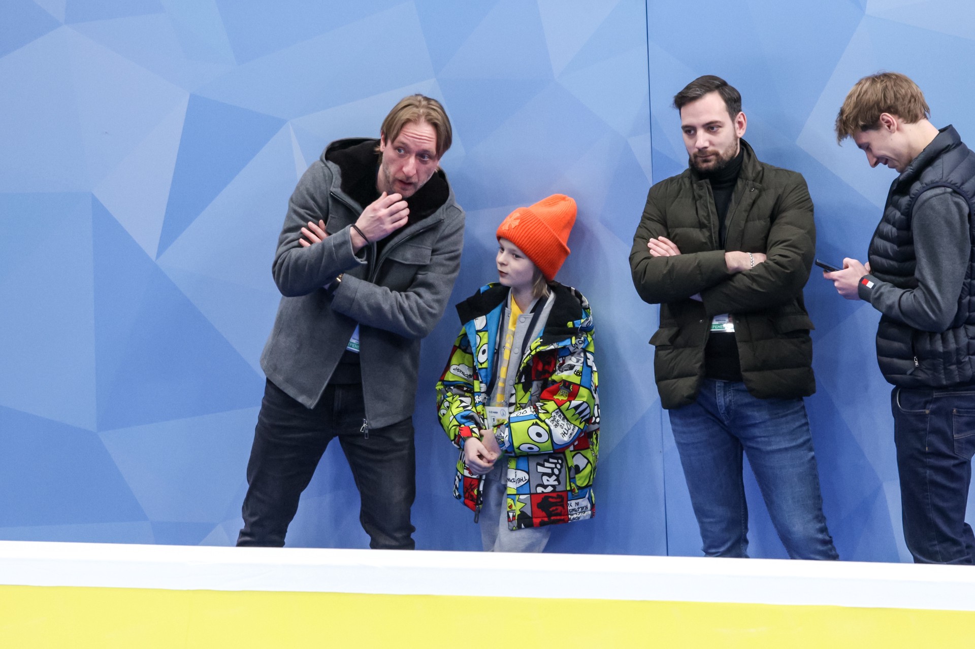 Сына Плющенко забрали в больницу после выступления на шоу