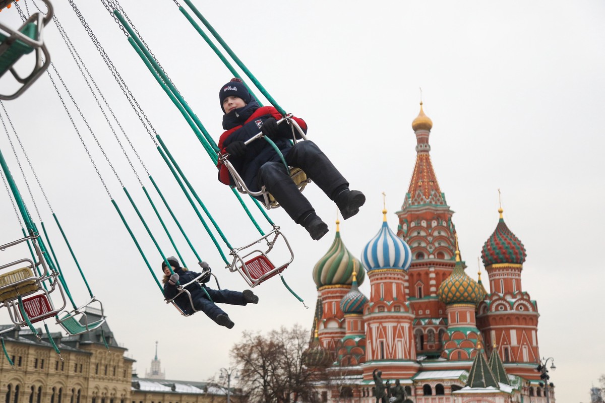 Путин: Мы обязаны защитить наших детей от деградации и вырождения