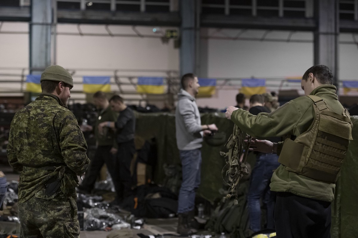 Украинский командир остался недоволен мобилизацией и офицерами в ВСУ