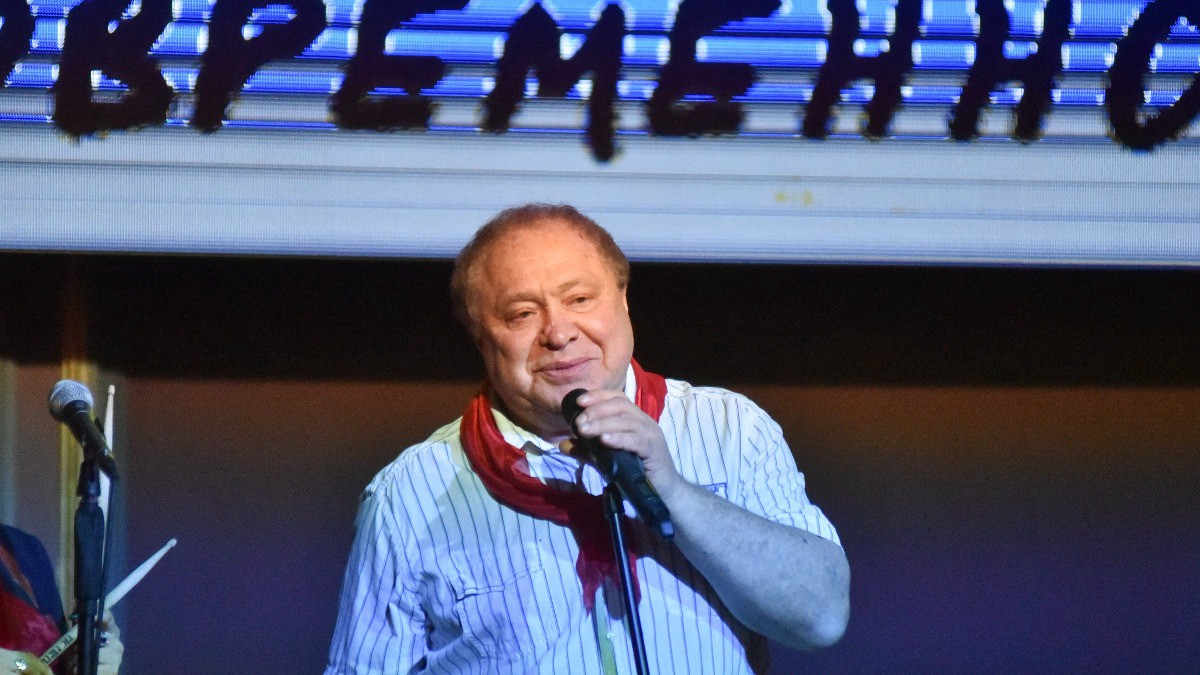 Иосиф Райхельгауз восхитился словами Акунина о «россиянах-людоедах»