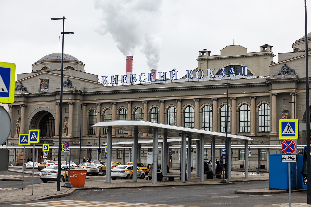 В Москве объявлена эвакуация Киевского вокзала из-за угрозы взрыва
