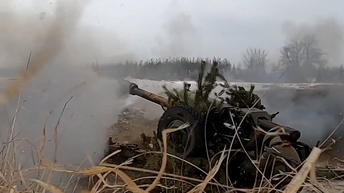 Минобороны: ВС России ликвидировали 200 украинских военных и технику на Донецком направлении