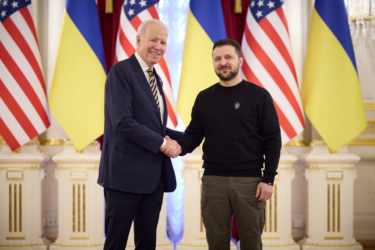 Зеленский подтвердил прибытие Байдена в Киев 