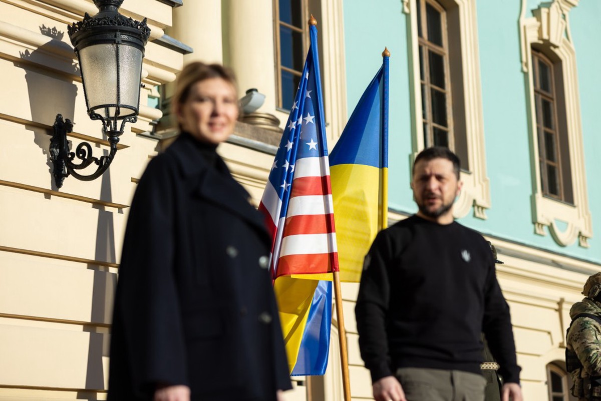 Financial Times: США и Украина подпишут пакт о безопасности на полях саммита G7