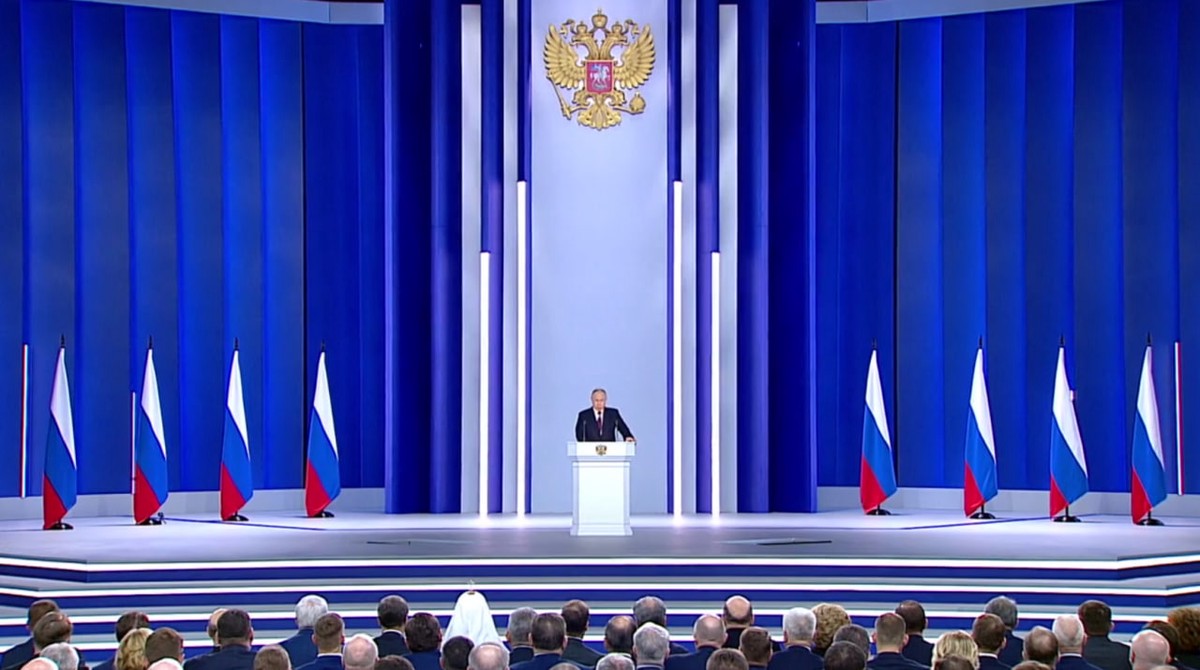 Путин напомнил о потугах Украины получить ядерное оружие