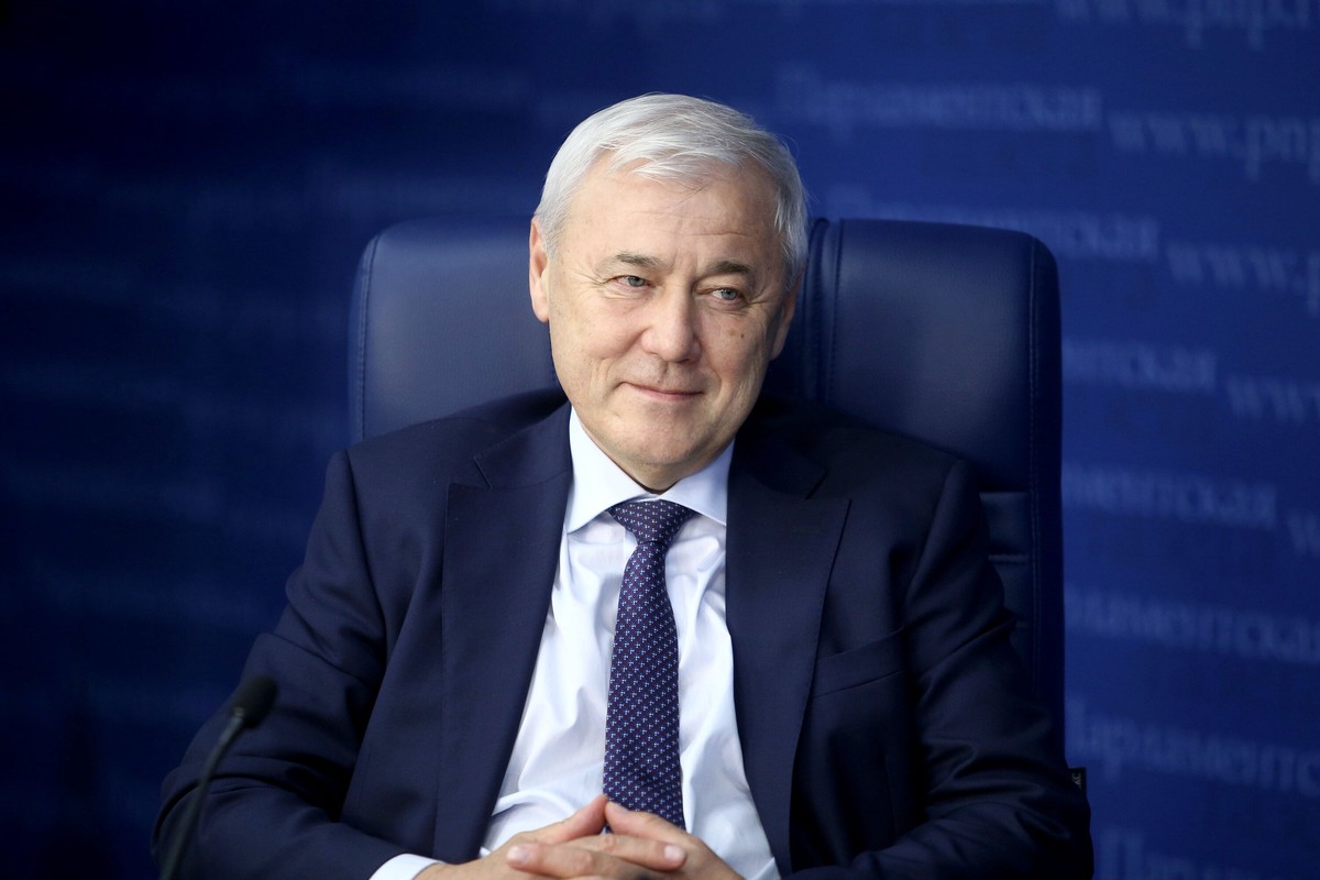 Депутат Госдумы заявил, что большинству россиян наплевать на курс доллара