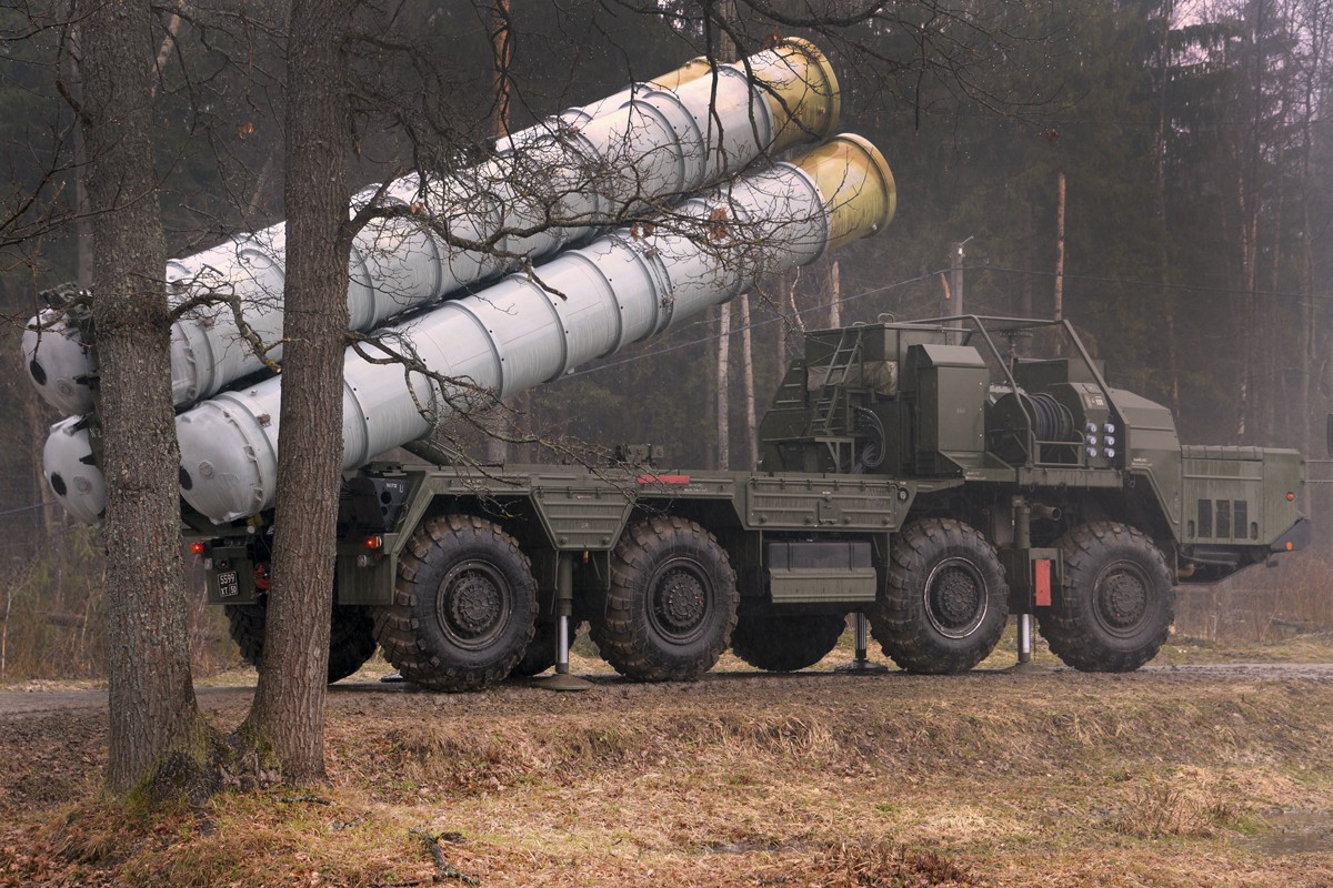 Главком ВСУ Залужный: новые ракеты российских ЗРК С-400 достигают Днепропетровска