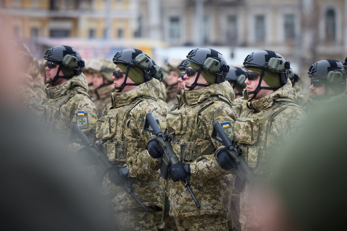 Французы удивились заявлению Зеленского о том, что ВСУ хотели бы мобилизовать еще полмиллиона человек