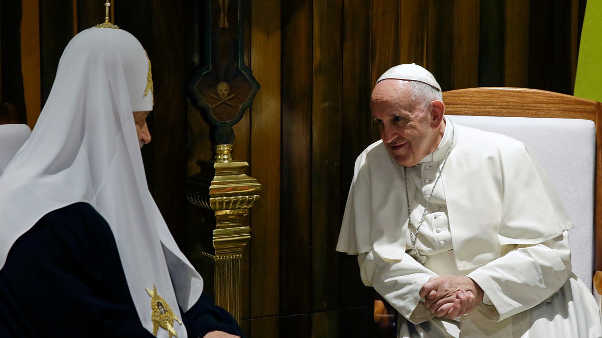 Папа Римский хочет встретиться с патриархом Кириллом в мирных условиях