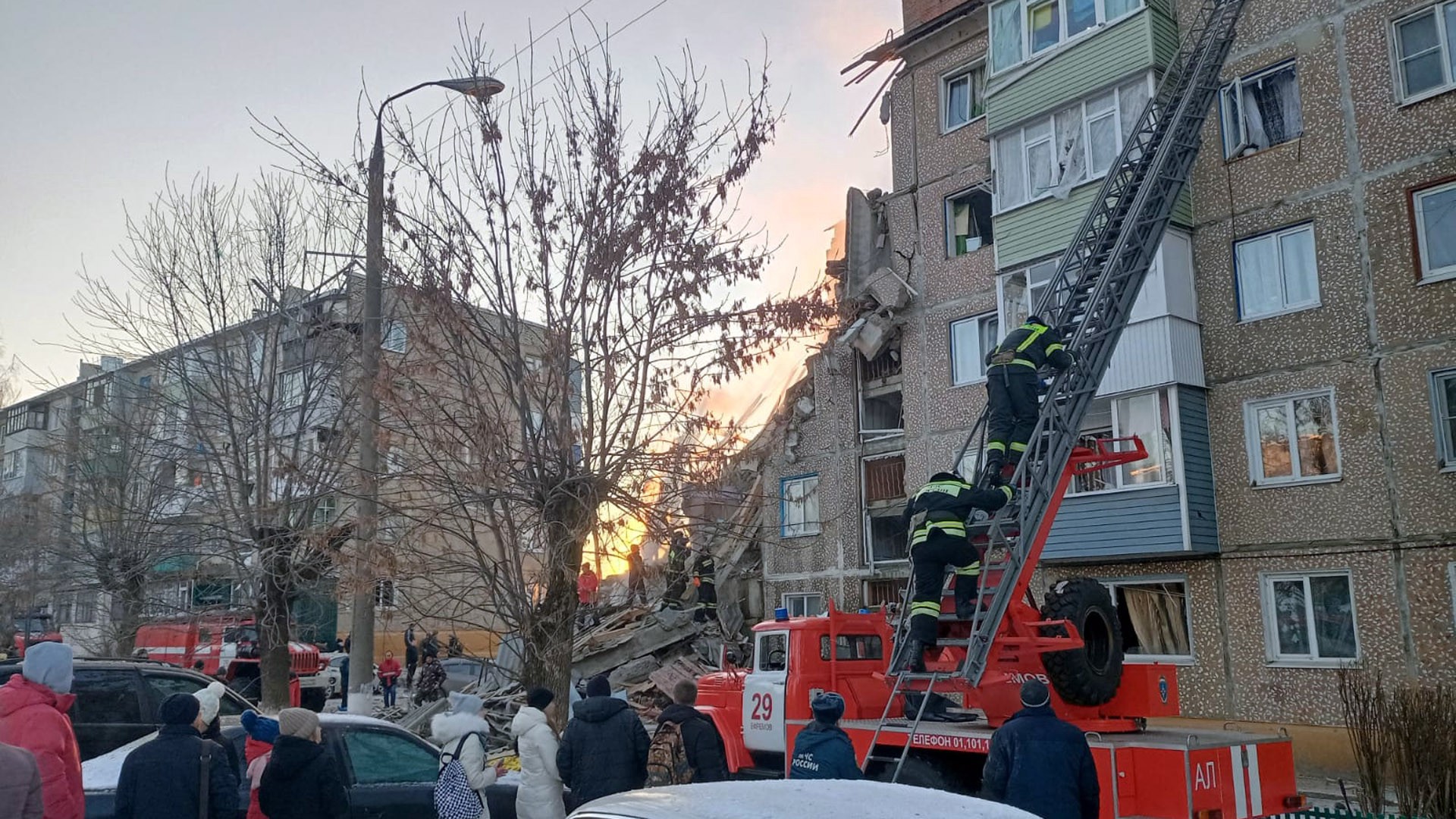 Семьям погибших при обрушении подъезда дома в Тульской области выплатят по 1 млн