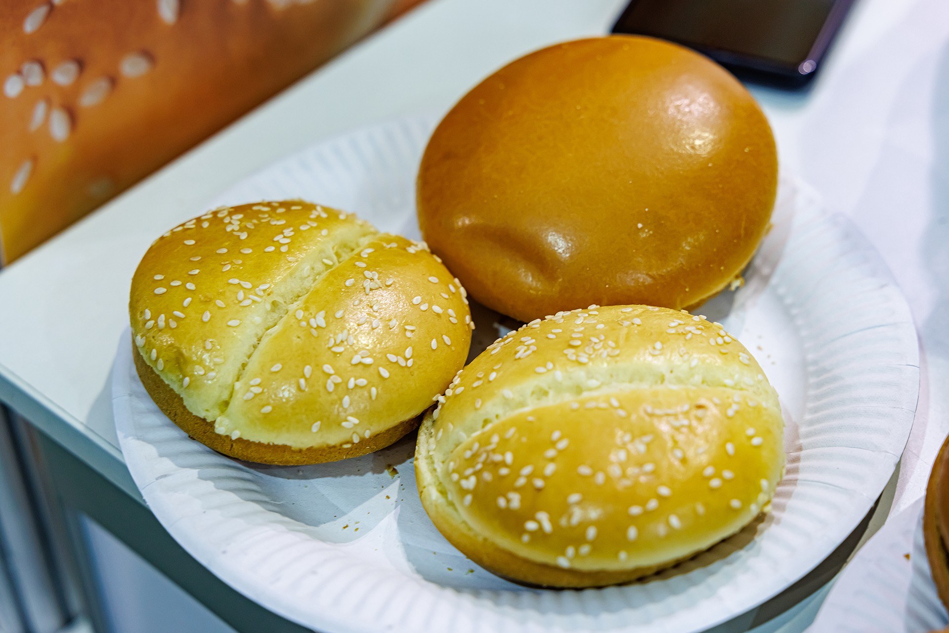 В России предложили запретить рекламу фастфуда в дни Великого поста