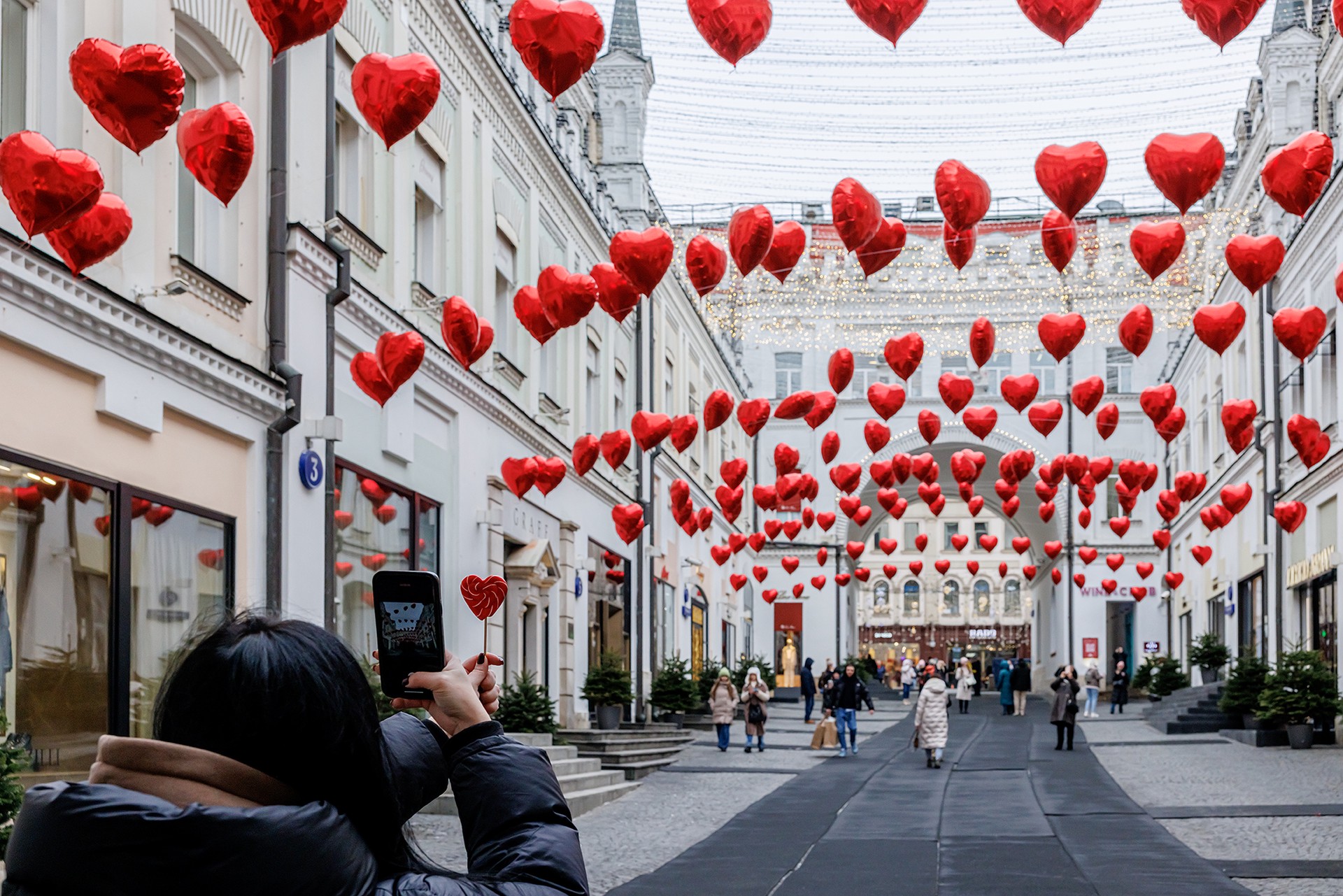 Во ВЦИОМе рассказали, какое поколение особенно любит День святого Валентина