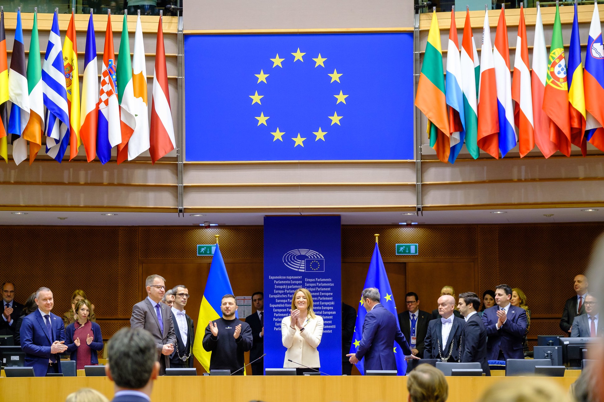 Pais: лидеры стран Евросоюза, выслушав Зеленского, не приняли новых решений по Украине