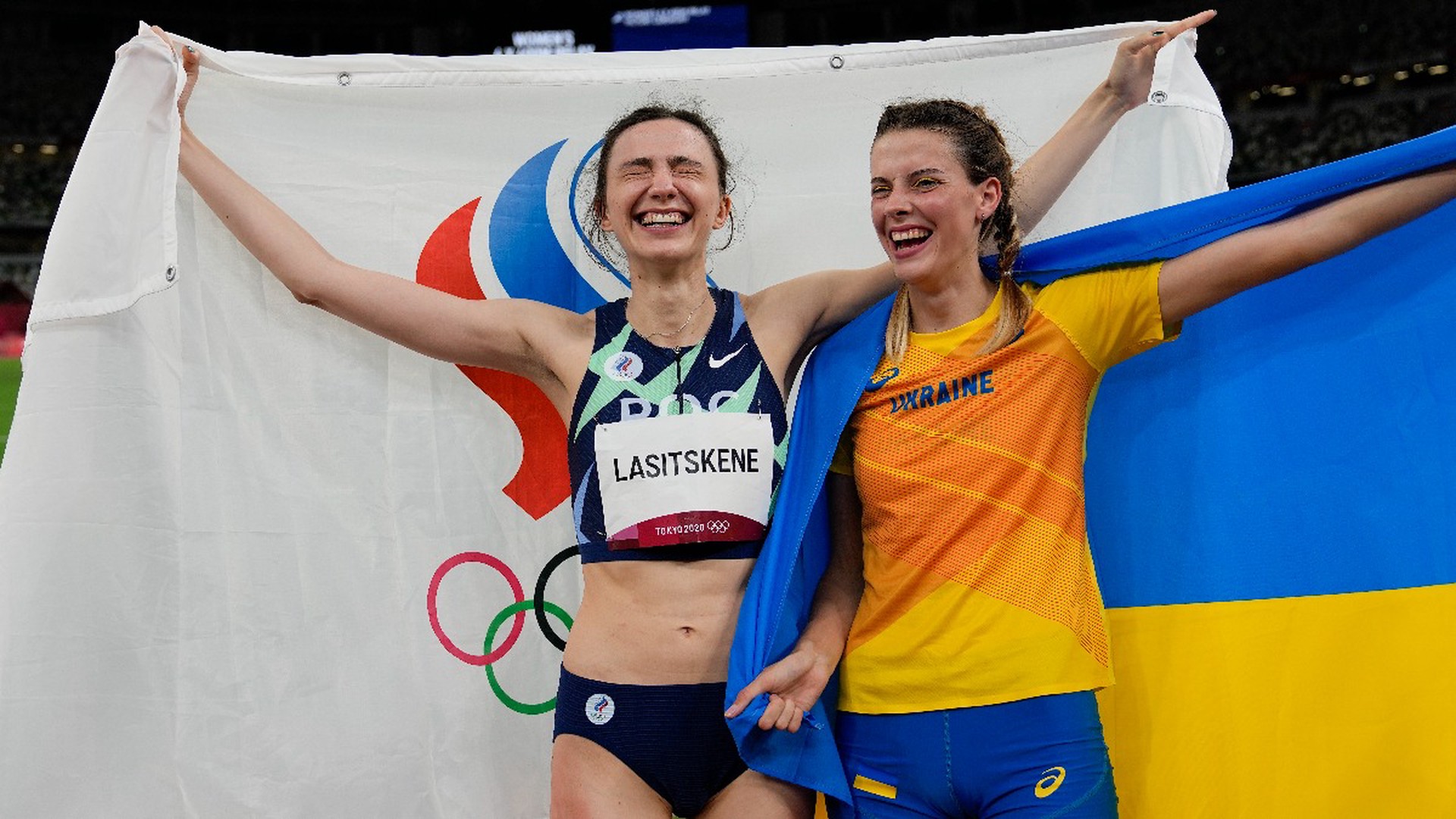 Украинская легкоатлетка Магучих заявила, что на ней клеймо из-за совместной фотографии с Ласицкене  
